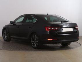 Škoda Superb - 2017