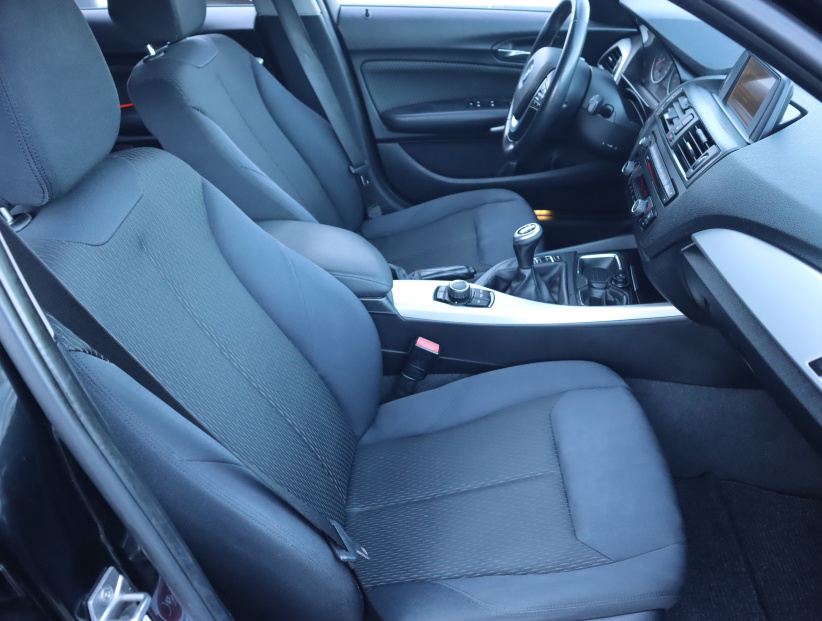 BMW 1, 2012