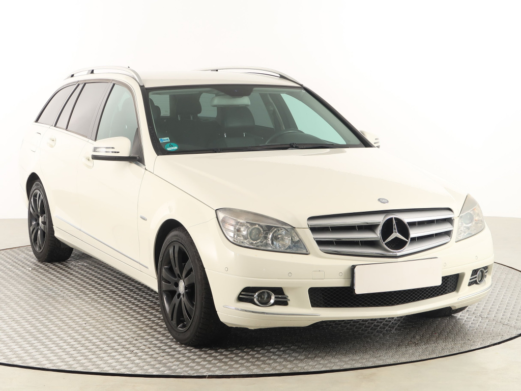 Mercedes-Benz C, 2010