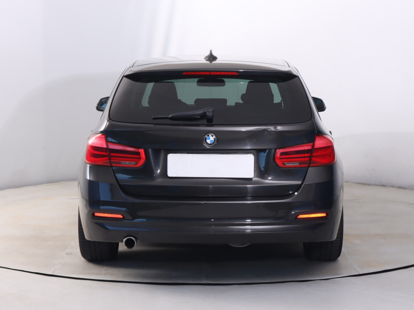 BMW 3, 2017