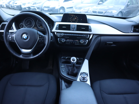 BMW 318 d