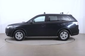 Mitsubishi Outlander - 2014