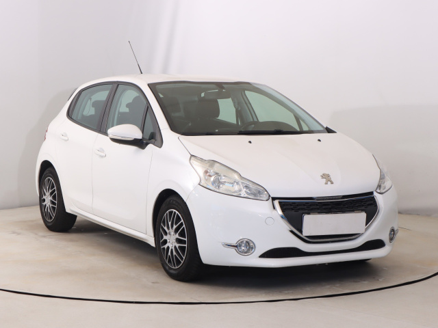 Peugeot 208 2013