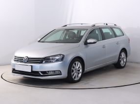 Volkswagen Passat - 2015