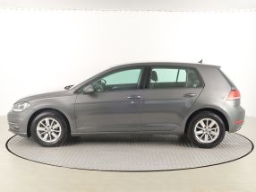 Volkswagen Golf - 2017