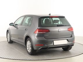 Volkswagen Golf - 2017