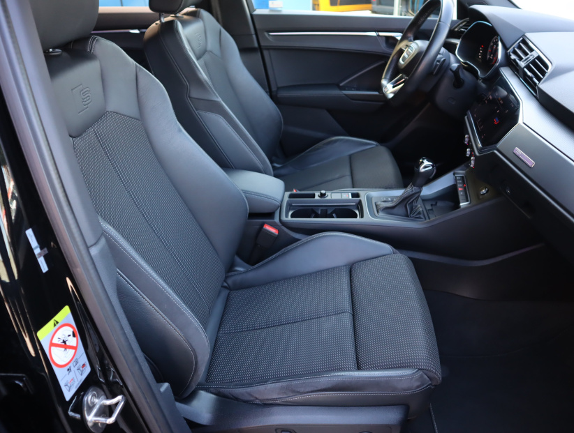Audi Q3, 2018