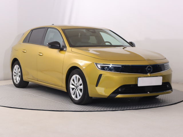 Opel Astra 2023