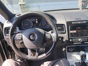 Volkswagen Touareg - 2013