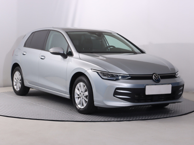 Volkswagen Golf 2025