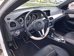 Mercedes-Benz C - 2012