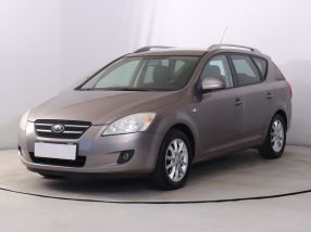 Kia Ceed - 2009