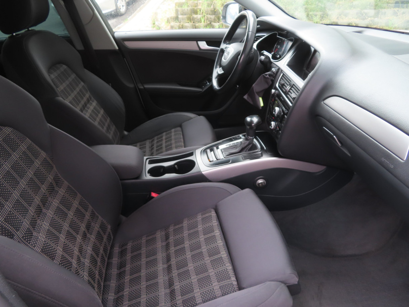Audi A4, 2013