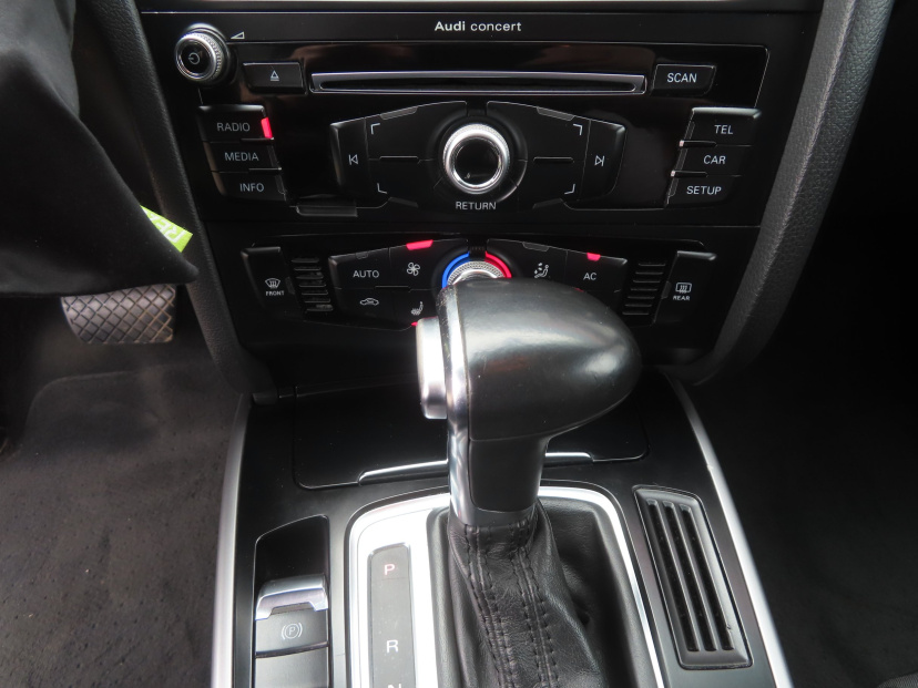 Audi A4, 2013