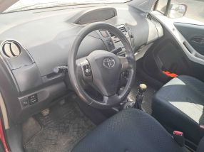 Toyota Yaris - 2010