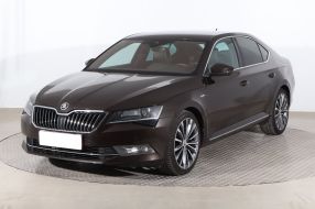 Škoda Superb - 2019