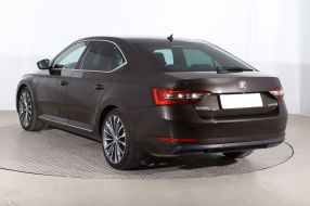 Škoda Superb - 2019