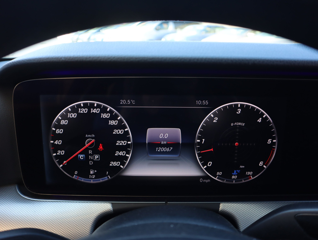 Mercedes-Benz E