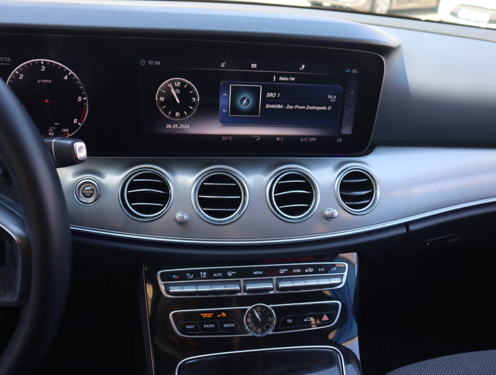 Mercedes-Benz E