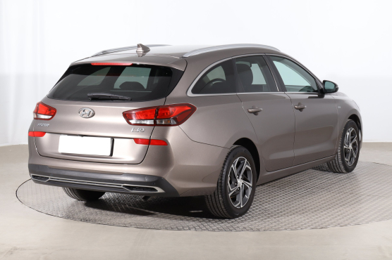 Hyundai i30 1.5 T-GDI MHEV