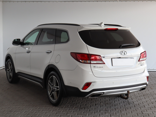 Hyundai Grand Santa Fe