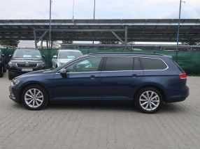 Volkswagen Passat - 2016