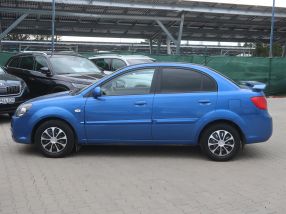 Kia Rio - 2010
