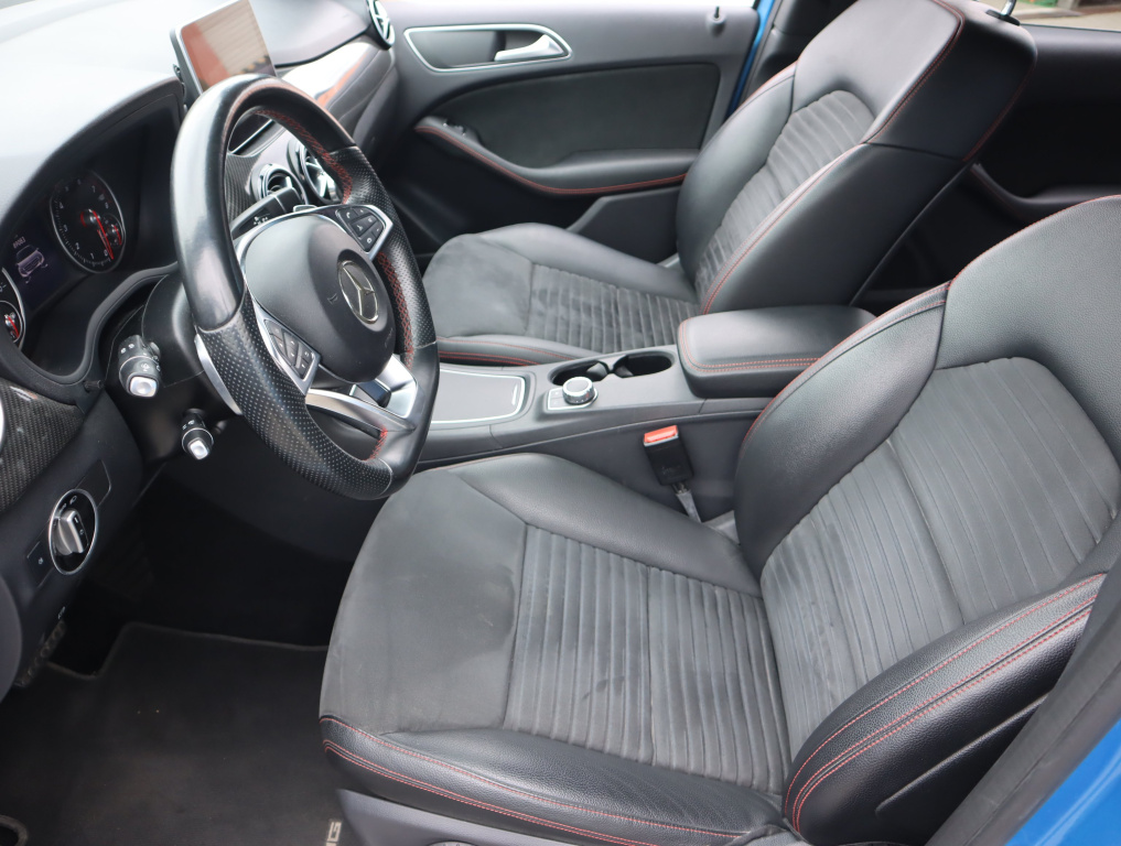 Mercedes-Benz B