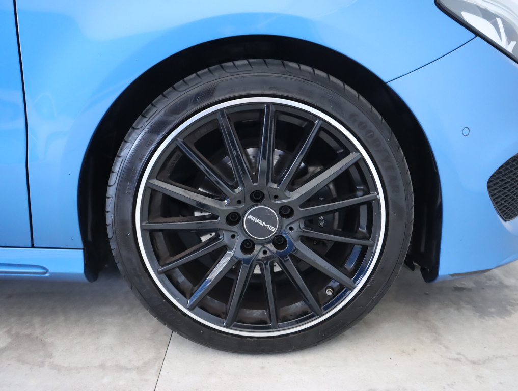 Mercedes-Benz B