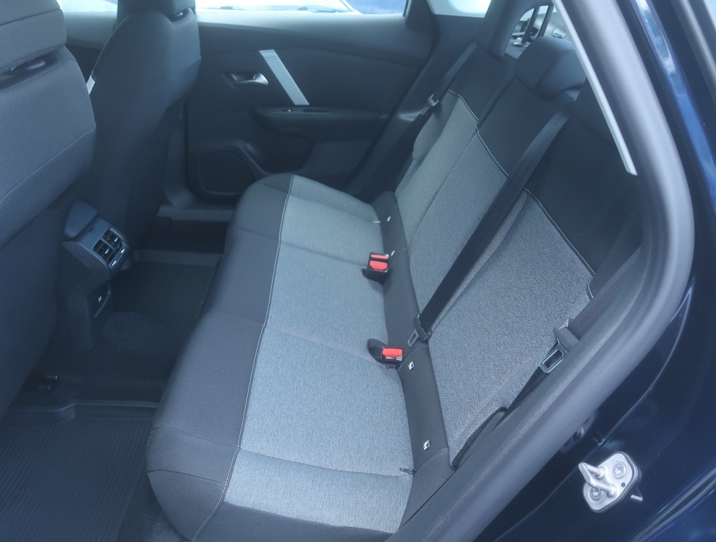 Citroen C4 X