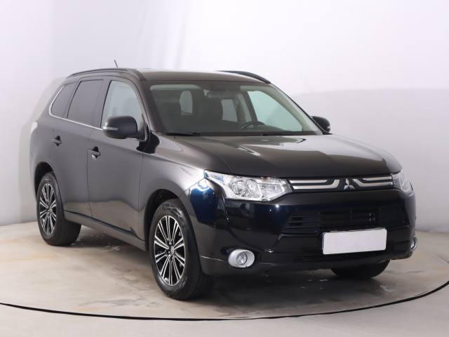 Mitsubishi Outlander 2014