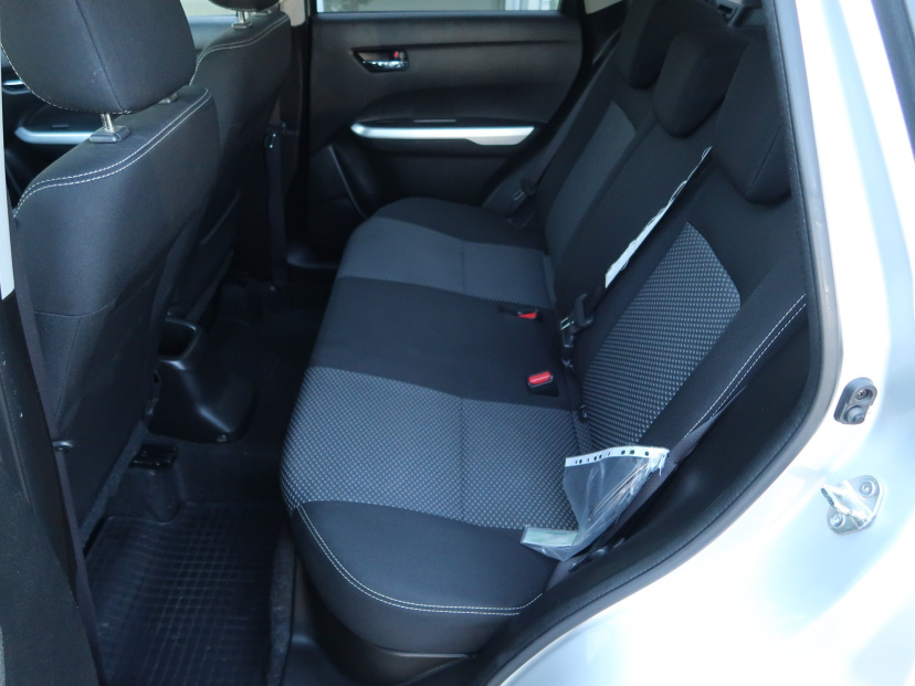 Suzuki Vitara, 2015
