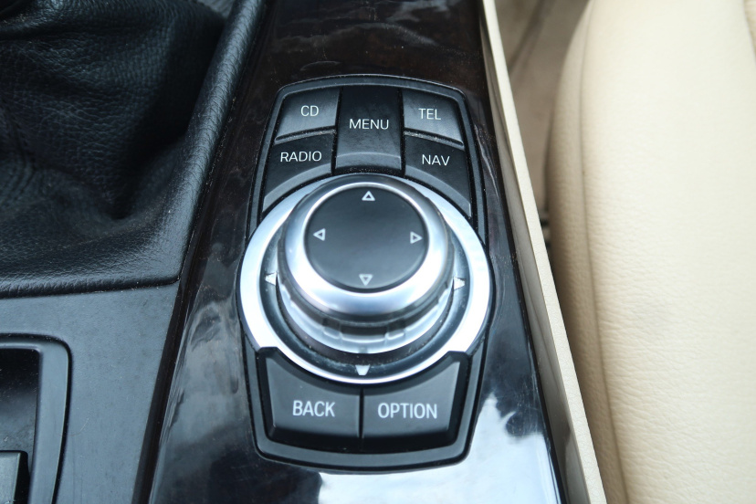BMW 5, 2011