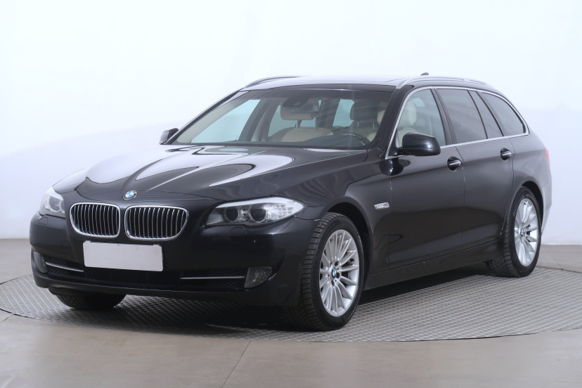 BMW 5, 2011