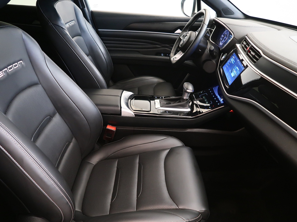 Dongfeng Fengon 5