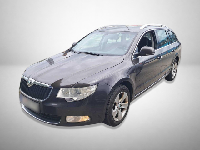 Škoda Superb 2011
