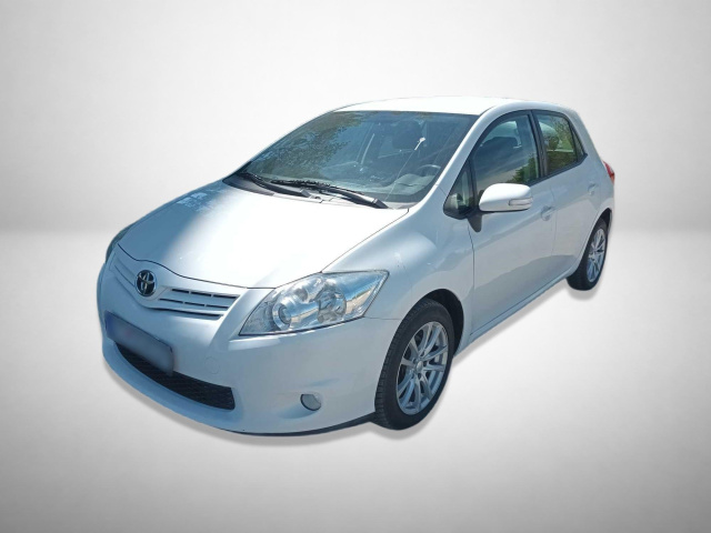 Toyota Auris 2011