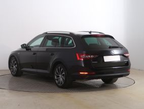 Škoda Superb - 2017