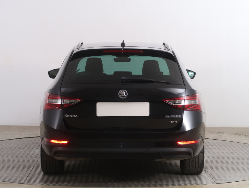 Škoda Superb, 2017