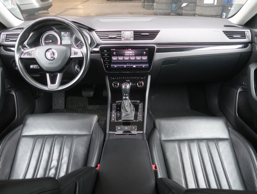 Škoda Superb, 2017