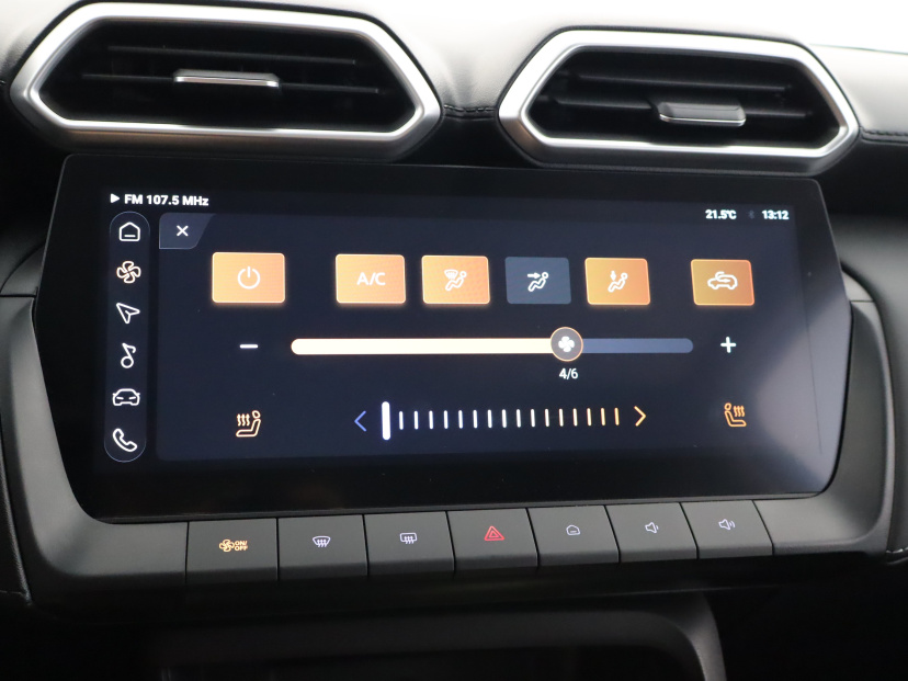 MG ZS SUV, 2025