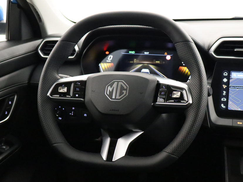 MG ZS SUV, 2025