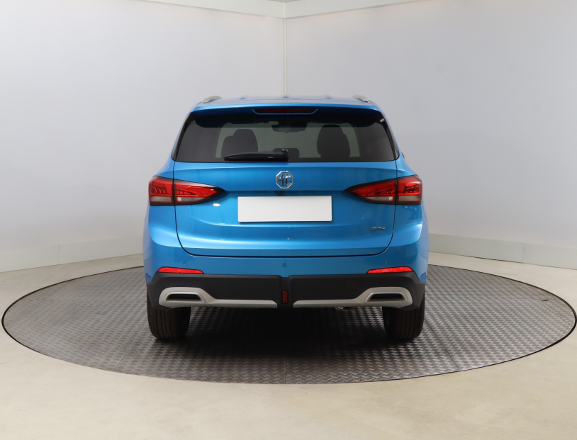 MG ZS SUV, 2025
