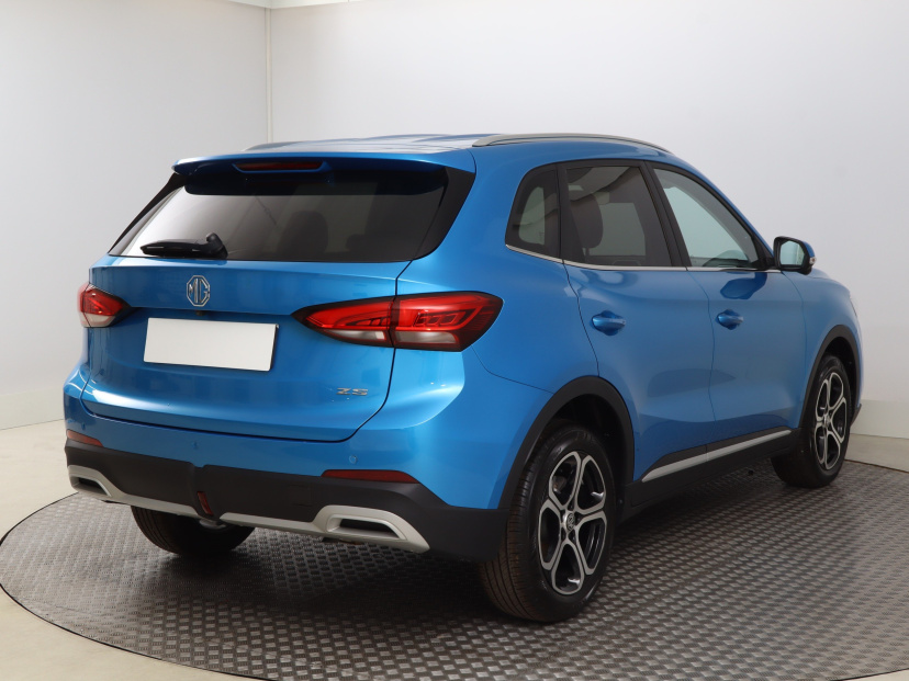 MG ZS SUV, 2025
