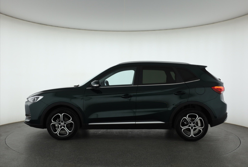 MG ZS SUV, 2025
