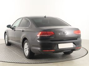 Volkswagen Passat - 2018