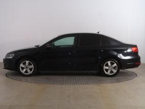 Volkswagen Jetta - 2012