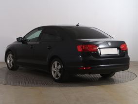 Volkswagen Jetta - 2012