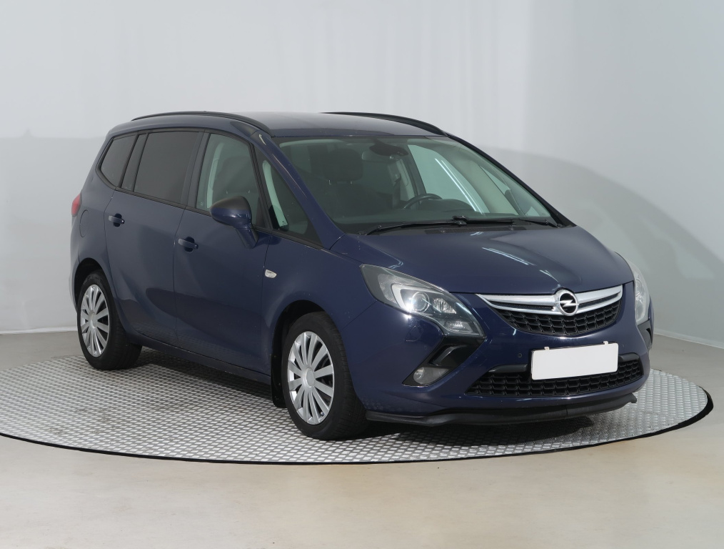 Opel Zafira Tourer, 2012
