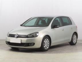 Volkswagen Golf - 2010